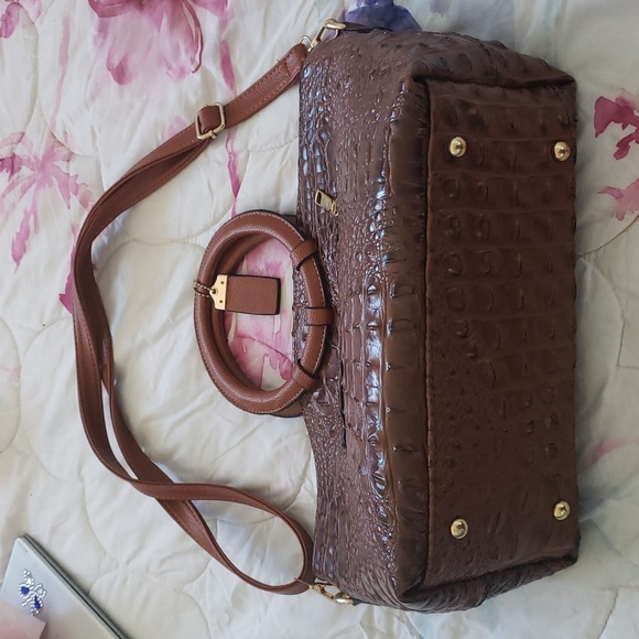 Alligator Style purse - Picture 4 of 8